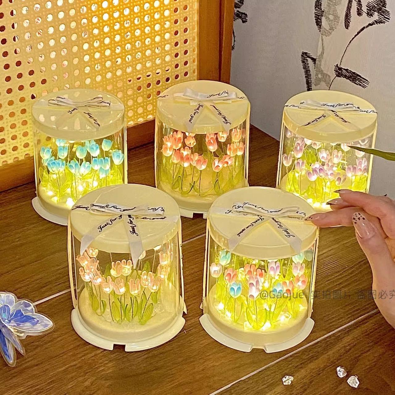 new round tulip lamp